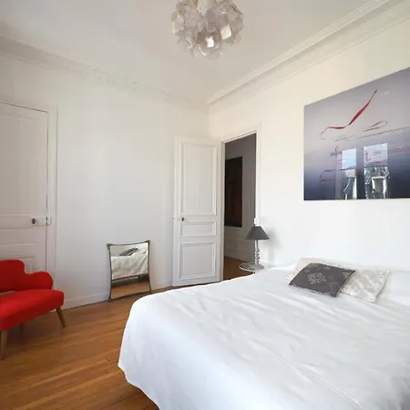 Luxury At Auteuil *